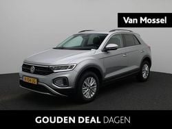 Grijs Gebruikt 2022 VW T-Roc Life SUV | € 26.900 (Goede deal)