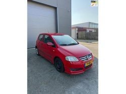 Rood Gebruikt 2009 VW Fox Trendline Hatchback | € 600 (Super prijs)