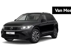 Zwart Gebruikt 2022 VW Tiguan Business SUV | € 35.900 (Eerlijke prijs)
