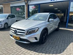Grijs Gebruikt 2014 Mercedes GLA200 Prestige SUV | € 19.350 (Eerlijke prijs)