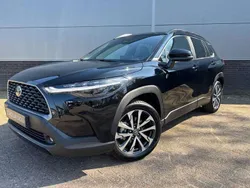 Zwart Nieuw 2025 Toyota Corolla Cross Style SUV | € 46.390 (Iets duurder)