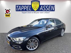 Zwart, metallic lak Gebruikt 2016 BMW 330e Executive Sedan | € 16.900 (Goede deal)
