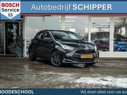 Zwart Gebruikt 2024 Toyota Yaris Hybrid Business Edition Hatchback | € 22.950 (Eerlijke prijs)