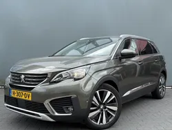 Grijs Gebruikt 2020 Peugeot 5008 Premium MPV | € 22.399 (Eerlijke prijs)