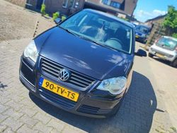 Zwart Gebruikt 2007 VW Polo Hatchback | € 1.899 (Eerlijke prijs)