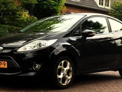 Zwart Gebruikt 2009 Ford Fiesta Titanium Hatchback | € 2.950 (Eerlijke prijs)