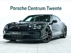 Zwart Nieuw 2024 Porsche Taycan Performance Package Sedan | € 136.900 (Eerlijke prijs)