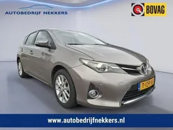 Bruin Gebruikt 2013 Toyota Auris Hatchback | € 8.950 (Goede deal)