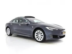 Grijs metallic Gebruikt 2017 Tesla Model S Sedan | € 24.745 (Iets duurder)