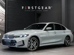Grijs Gebruikt 2024 BMW 330 M Sport Sedan | € 49.900 (Iets duurder)