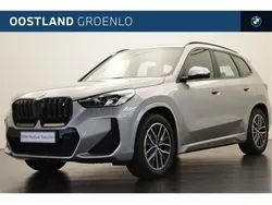 Spacesilber (zilver metallic) Gebruikt 2023 BMW iX1 Shadowline SUV | € 49.450 (Iets duurder)