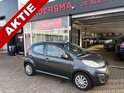 Grijs Gebruikt 2012 Peugeot 107 Access Hatchback | € 1.900 (Goede deal)