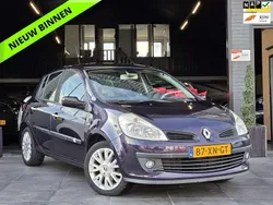 Paars Gebruikt 2007 Renault Clio II Dynamique Hatchback | € 3.444 (Iets duurder)