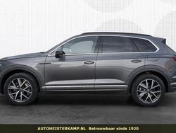 Grijs Gebruikt 2021 VW Touareg Elegance SUV | € 62.950 (Iets duurder)