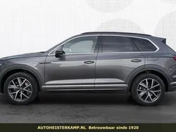 Grijs Gebruikt 2021 VW Touareg Elegance SUV | € 62.950 (Goede deal)