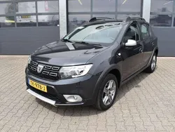 Grijs Gebruikt 2018 Dacia Sandero Lauréate Hatchback | € 10.835 (Iets duurder)