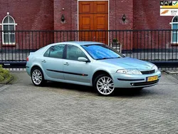 Grijs Gebruikt 2003 Renault Laguna II Dynamique Hatchback | € 1.999 (Eerlijke prijs)