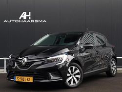 Zwart Gebruikt 2023 Renault Clio V Equilibre Hatchback | € 13.995 (Goede deal)