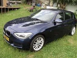 Blauw Gebruikt 2014 BMW 116 Executive Hatchback | € 12.750 (Eerlijke prijs)