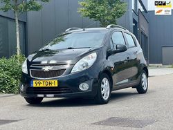 Zwart Gebruikt 2011 Chevrolet Spark LT Hatchback | € 999 (Eerlijke prijs)