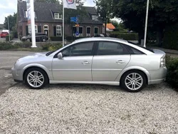 Zilver Gebruikt 2004 Opel Vectra Elegance Hatchback | € 750