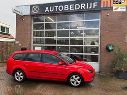 Rood Gebruikt 2005 Ford Focus Futura Stationwagen | € 1.950 (Eerlijke prijs)