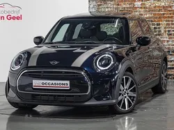 Blauw Gebruikt 2021 Mini Cooper Business Hatchback | € 27.395