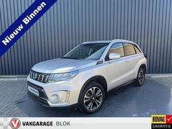 Grijs Gebruikt 2022 Suzuki Vitara Style SUV | € 23.950 (Eerlijke prijs)