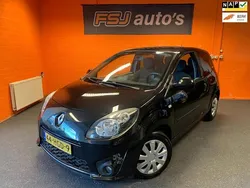 Zwart Gebruikt 2008 Renault Twingo Night&Day Hatchback | € 1.850 (Eerlijke prijs)