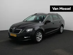 Zwart Gebruikt 2020 Skoda Octavia Business Line Stationwagen | € 15.900 (Goede deal)