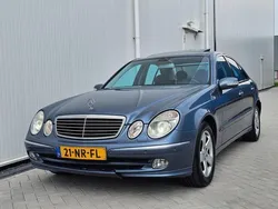 Blauw Gebruikt 2004 Mercedes E200 Avantgarde Sedan | € 4.650