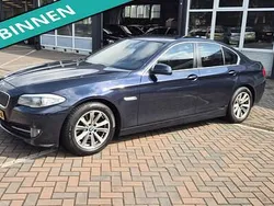 Blauw, metallic lak Gebruikt 2012 BMW 520 Executive Sedan | € 7.999 (Super prijs)