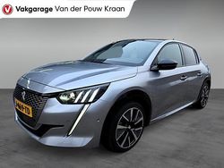 Grijs (metallic) Gebruikt 2020 Peugeot e-208 GT-line Hatchback | € 15.900 (Eerlijke prijs)