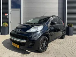 Zwart Gebruikt 2011 Peugeot 107 Hatchback | € 4.450 (Iets duurder)