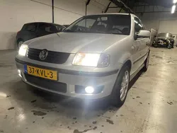 Grijs Gebruikt 2000 VW Polo Hatchback | € 1.249 (Eerlijke prijs)