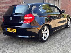 Zwart Gebruikt 2011 BMW 118 Sport Line Hatchback | € 6.750 (Goede deal)