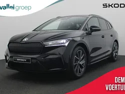 Zwart Gebruikt 2023 Skoda Enyaq iV SportLine SUV | € 39.990 (Iets duurder)