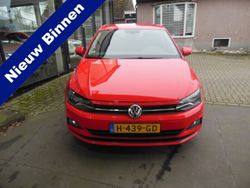 Rood led dagrijverlichting Gebruikt 2020 VW Polo Comfortline Hatchback | € 14.350 (Iets duurder)