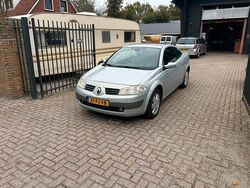 Gebruikt 2004 Renault Mégane II Cabriolet | € 995