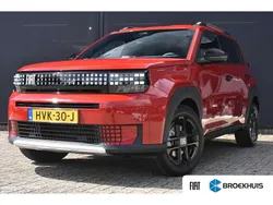 Rood, metallic lak Nieuw 2025 Fiat Panda Icon Hatchback | € 25.900 (Eerlijke prijs)