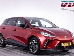 Rood Gebruikt 2023 MG MG4 EV Luxury Hatchback | € 21.390 (Goede deal)