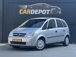 Grijs Gebruikt 2003 Opel Meriva Essentia MPV | € 1.299 (Iets duurder)
