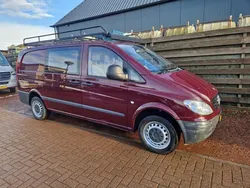 Rood Gebruikt 2005 Mercedes Vito MPV | € 5.950