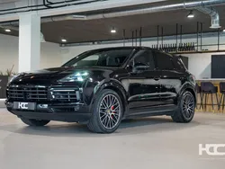 Zwart Gebruikt 2018 Porsche Cayenne Chrono SUV | € 64.750 (Eerlijke prijs)
