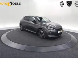 Grijs Gebruikt 2023 Peugeot 208 Allure Hatchback | € 22.795 (Eerlijke prijs)