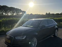 Zwart Gebruikt 2015 Audi A3 Hatchback | € 15.900 (Eerlijke prijs)