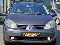 Grijs Gebruikt 2004 Renault Scénic II MPV | € 3.990