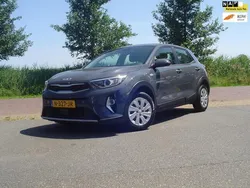 Grijs Gebruikt 2021 Kia Stonic Comfort SUV | € 15.400 (Goede deal)