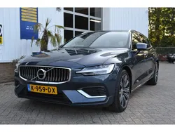 Blauw Gebruikt 2020 Volvo V60 Stationwagen | € 34.950 (Iets duurder)