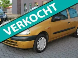Geel Gebruikt 1999 Renault Clio II Hatchback | € 650 (Eerlijke prijs)